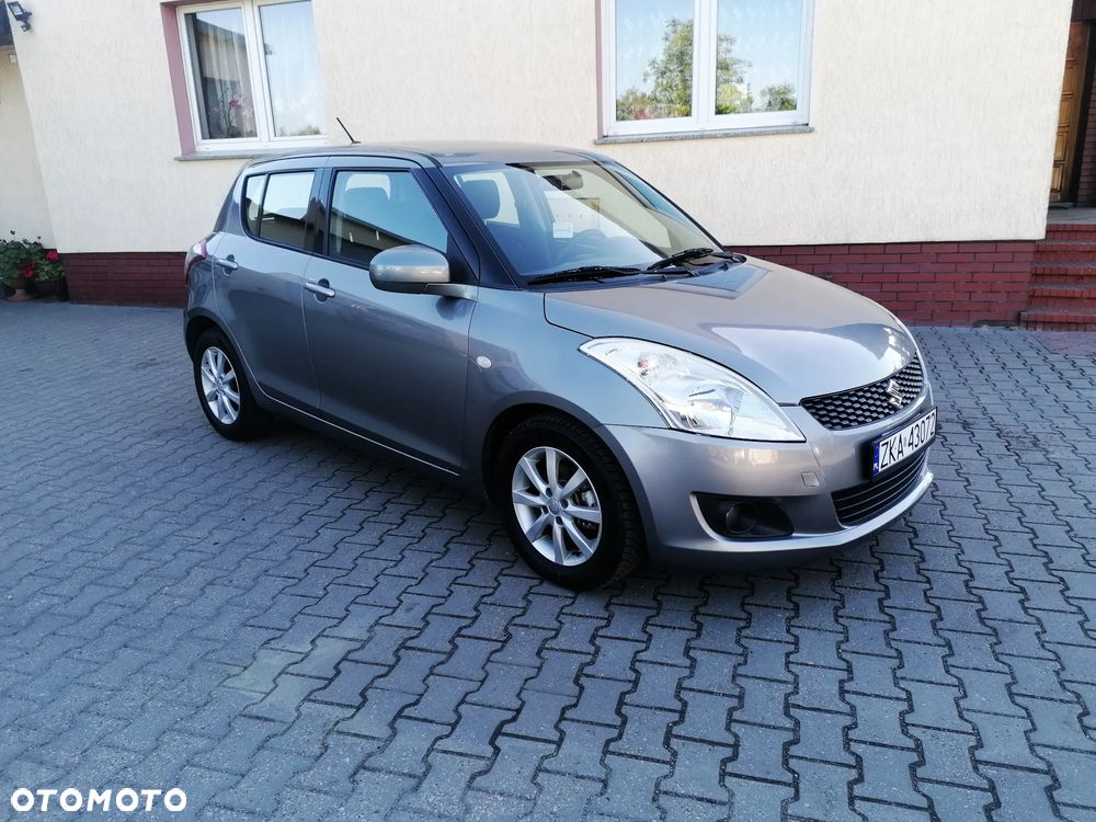 Suzuki Swift - 1