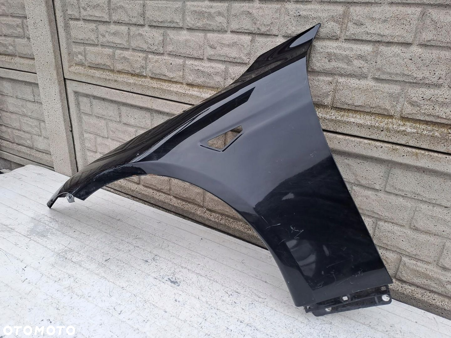 TESLA MODEL S PLAID BŁOTNIK LEWY PRZEDNI - 3