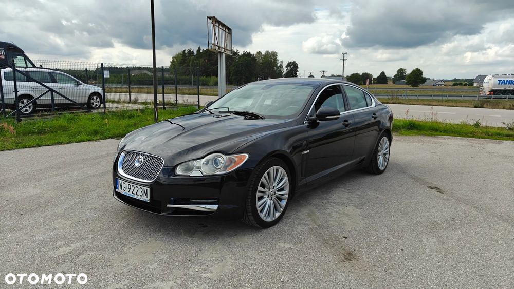 Jaguar XF