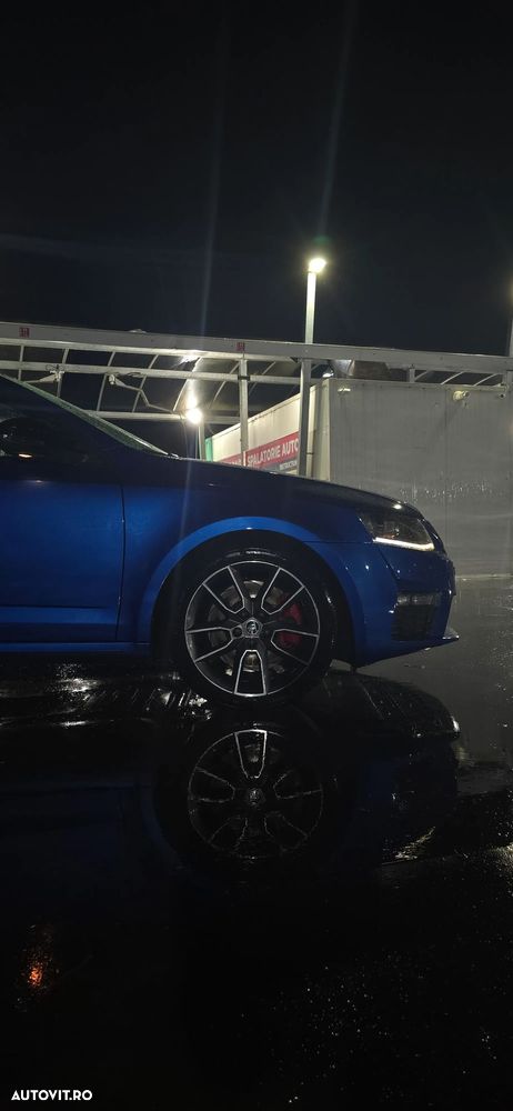 Skoda Octavia 2.0 TDI RS DSG - 18