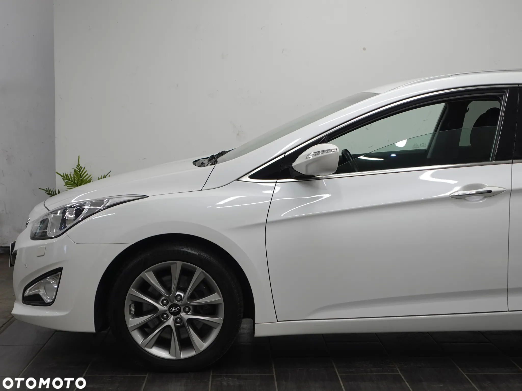 Hyundai i40 1.6 CRDi Comfort DCT - 17