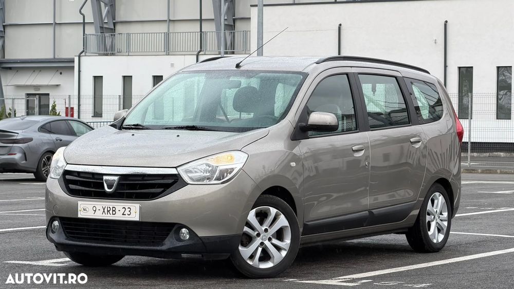 Dacia Lodgy 1.2 TCe 115 CP Stepway - 3