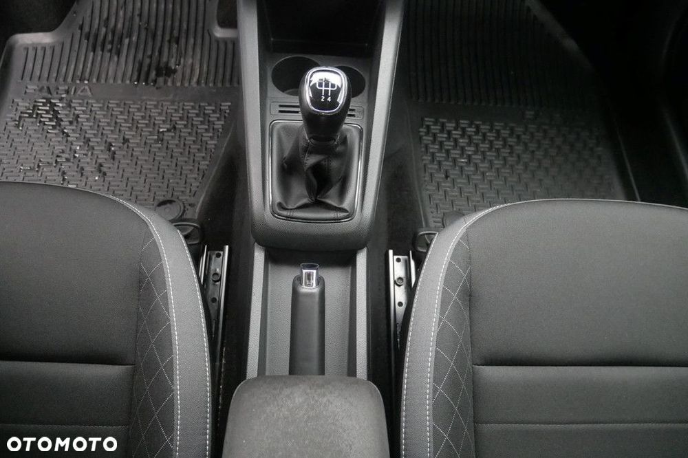 Skoda Fabia 1.0 TSI Ambition - 11