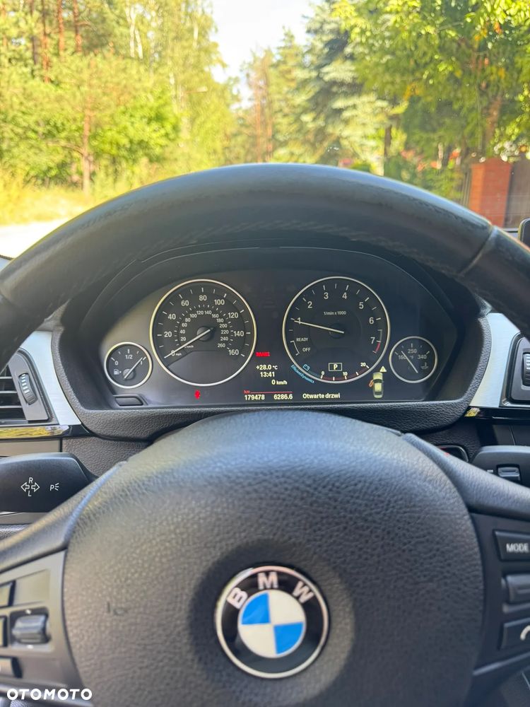 BMW Seria 3 328i - 9