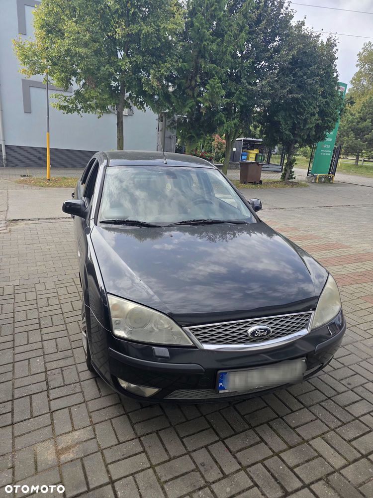 Ford Mondeo 2.0 Ghia - 1