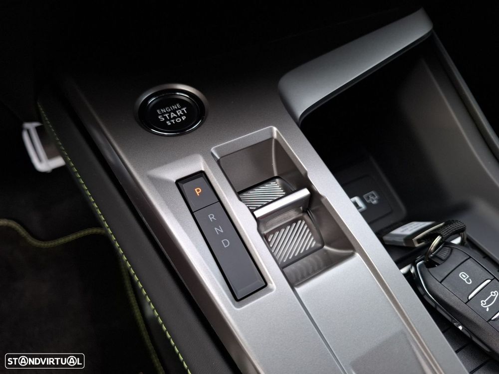 Peugeot E-408 58 kWh GT - 18