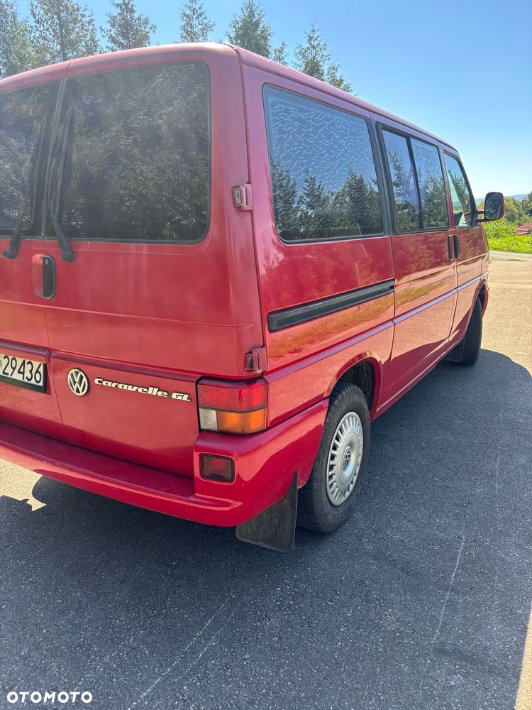 Volkswagen Caravelle - 7