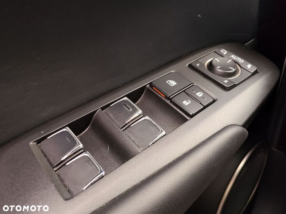 Lexus NX 300h Business Edition AWD - 19