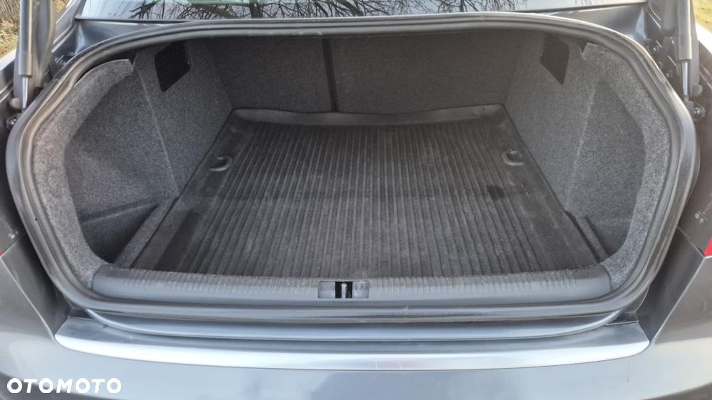 Audi A4 Limousine 2.0 TDI Quattro - 13