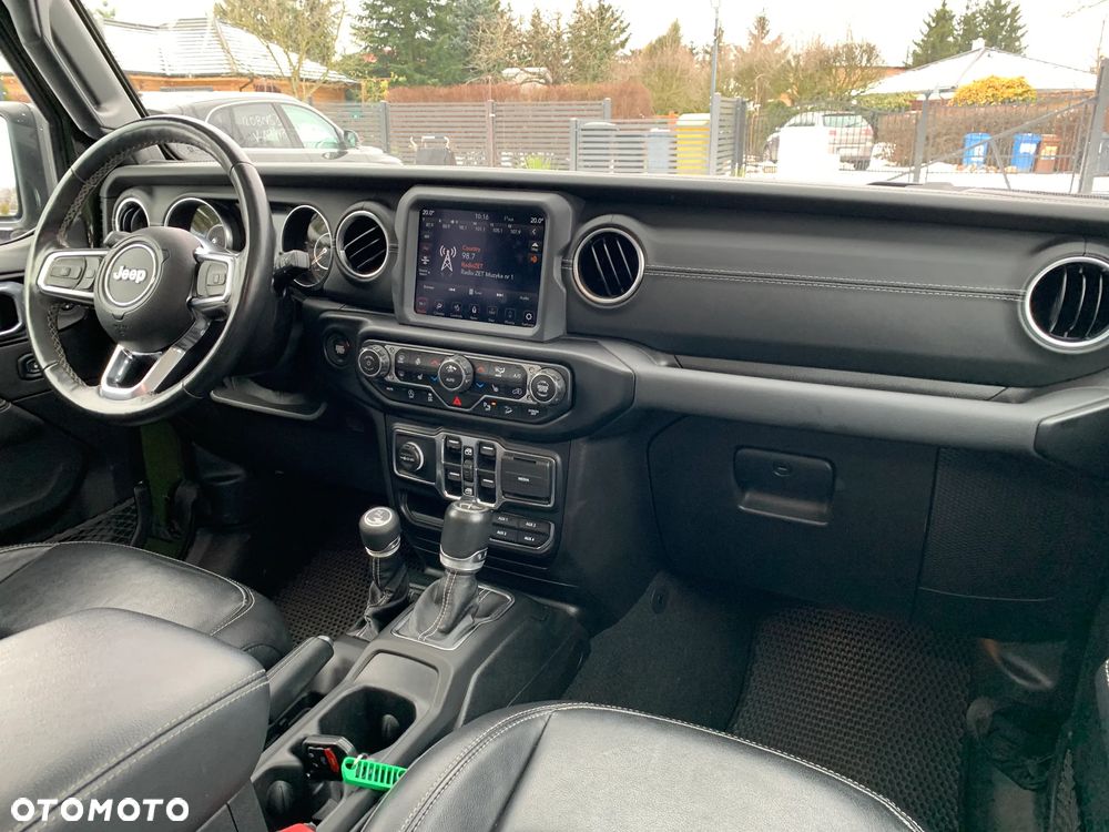 Jeep Wrangler Unlimited 3.6 Automatik Sahara - 15