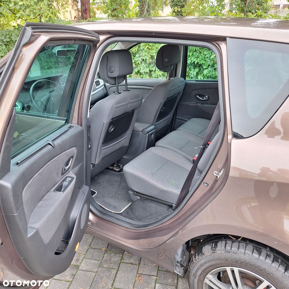 Renault Scenic 1.6 16V Expression - 8