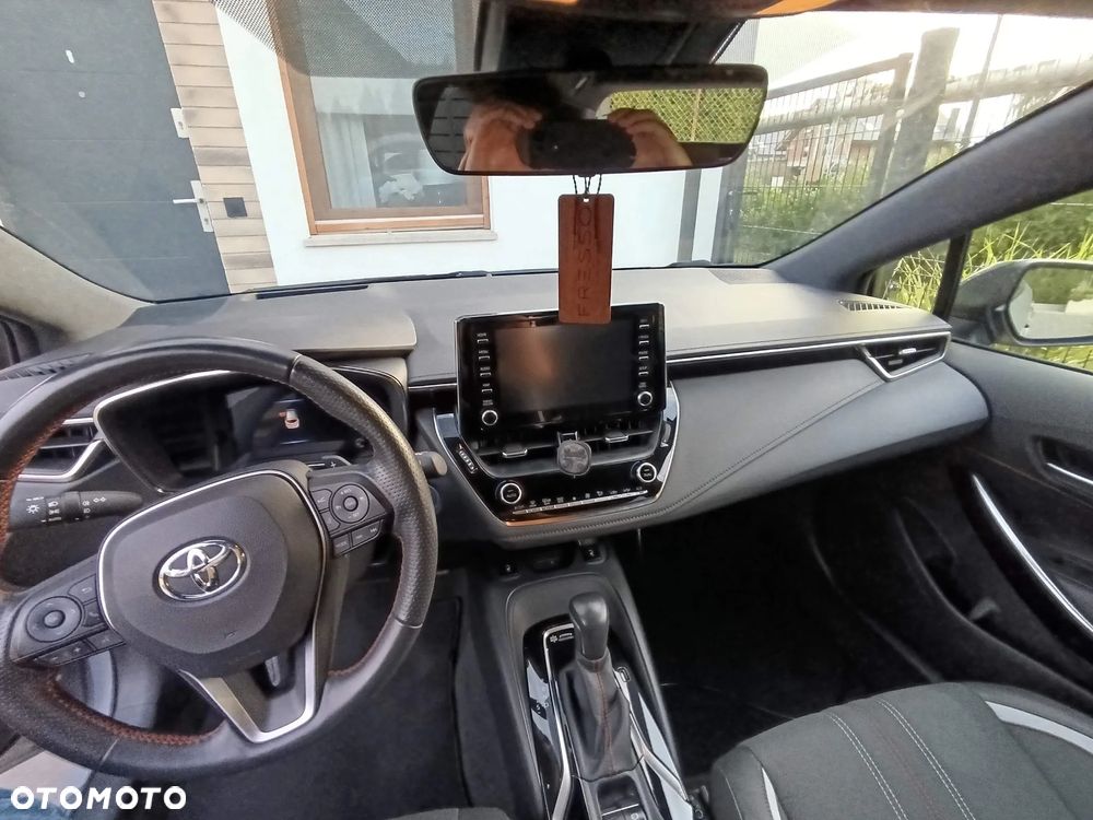 Toyota Corolla 2.0 Hybrid GR Sport - 6