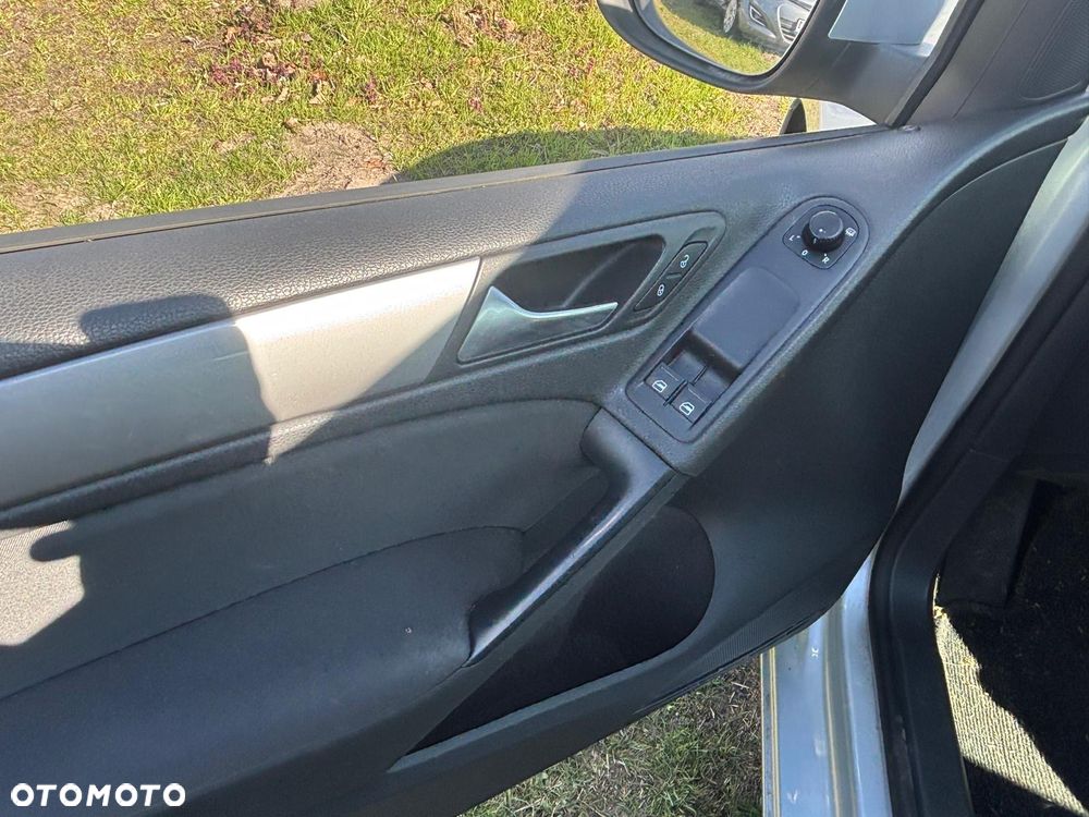 Volkswagen Golf 1.4 move - 8