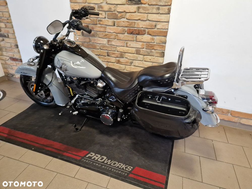 Harley-Davidson Softail Heritage Classic - 9