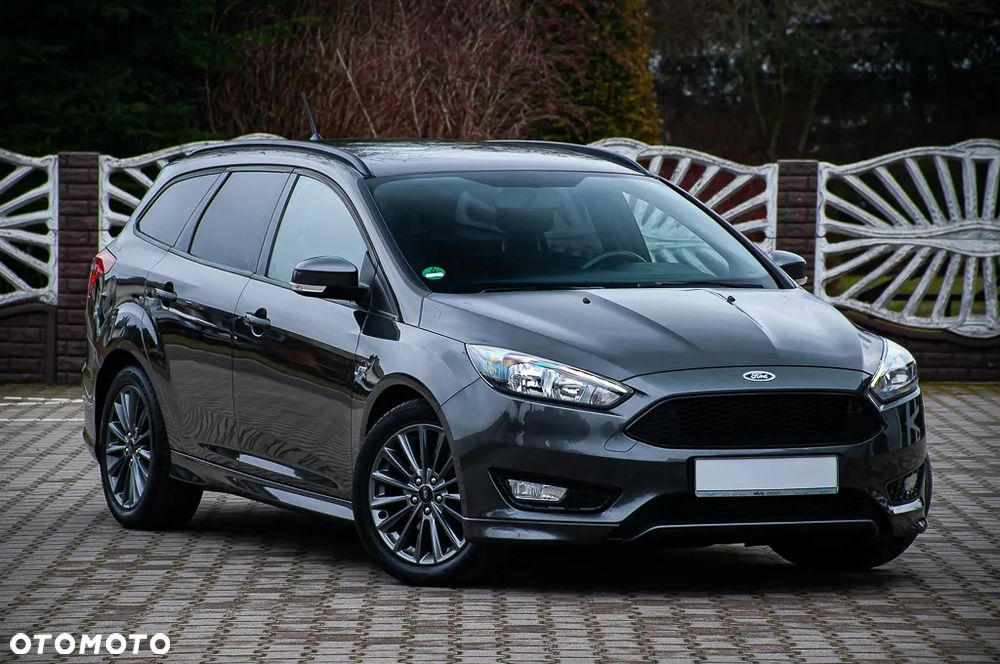 Ford Focus 1.5 EcoBoost Titanium ASS - 33