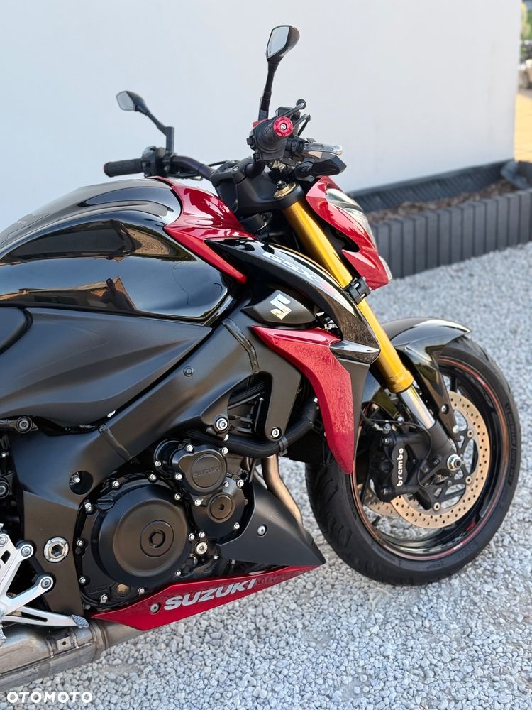 Suzuki GSX 1000 - 7