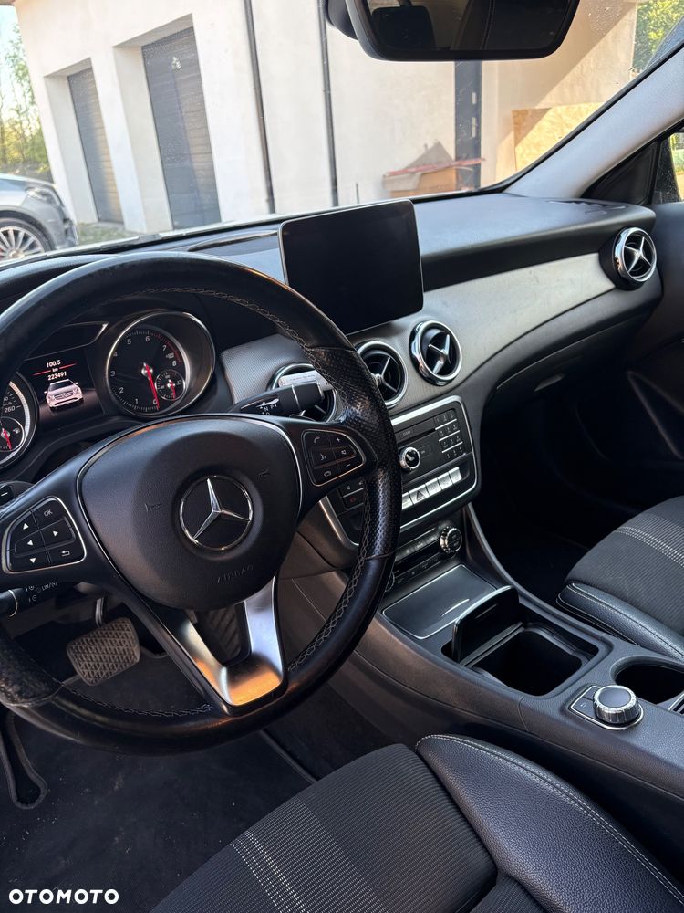 Mercedes-Benz Gla 2018 photo 5