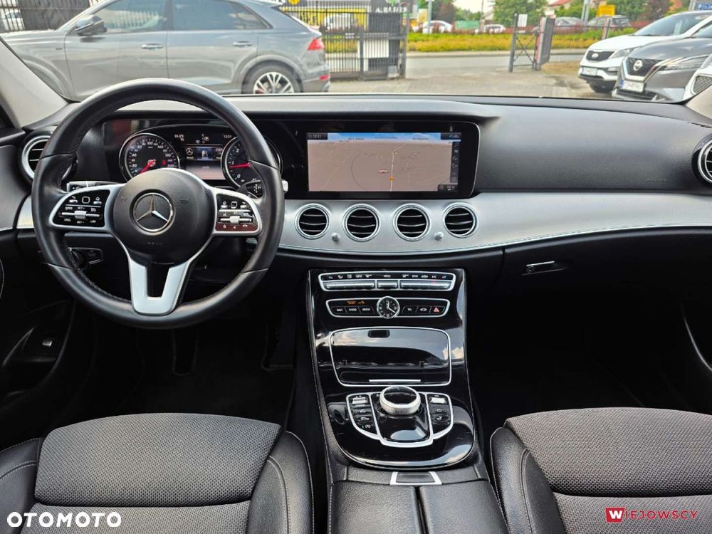 Mercedes-Benz Klasa E - 20