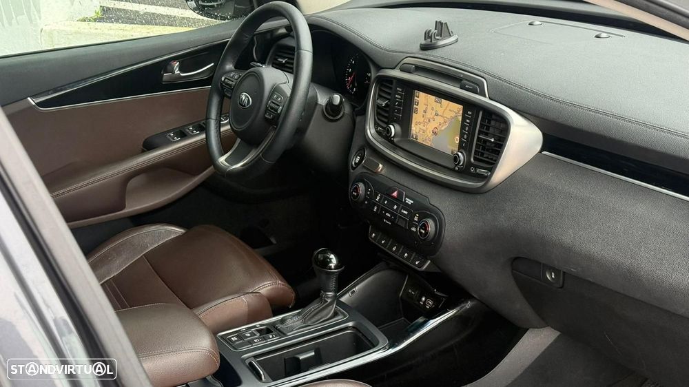 Kia Sorento 2.2 CRDi Premium Aut. - 3
