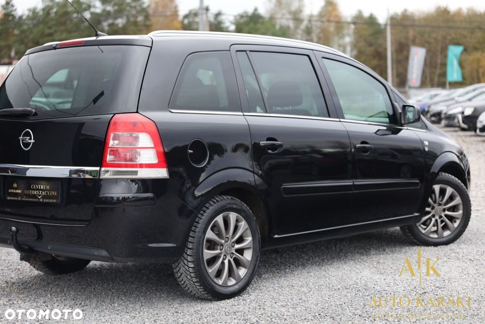 Opel Zafira - 9