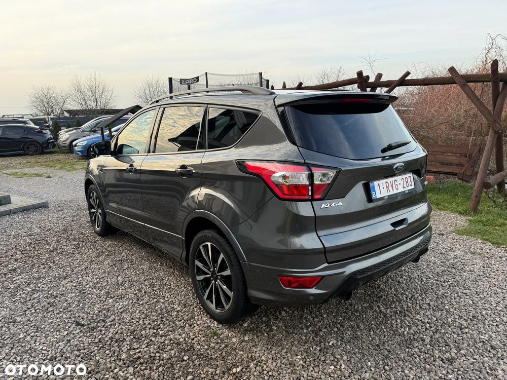 Ford Kuga - 13