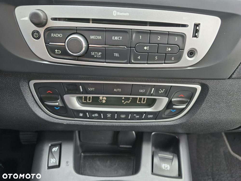 Renault Scenic - 29