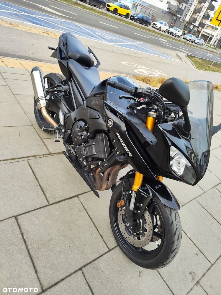 Yamaha FZ8 - 7