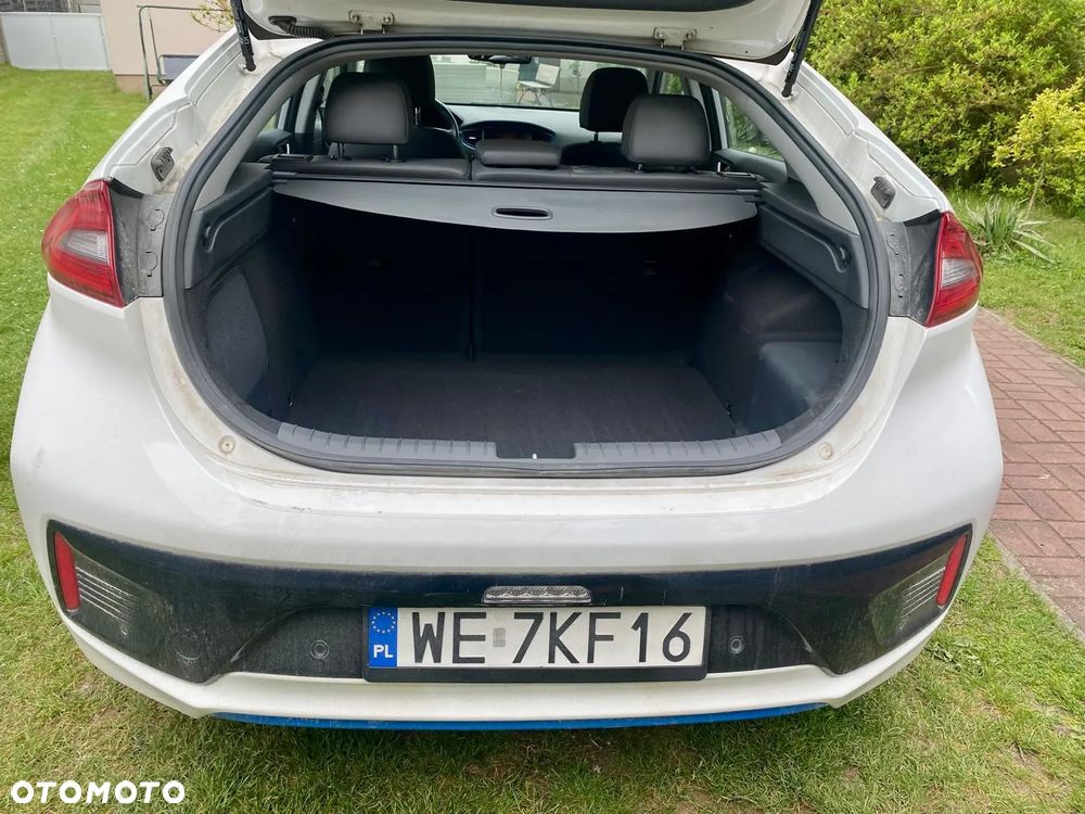 Hyundai IONIQ Hybrid Platinum - 5