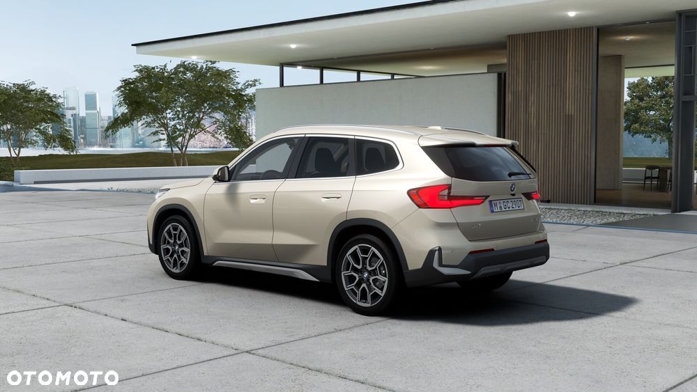 BMW X1 sDrive20i xLine - 2