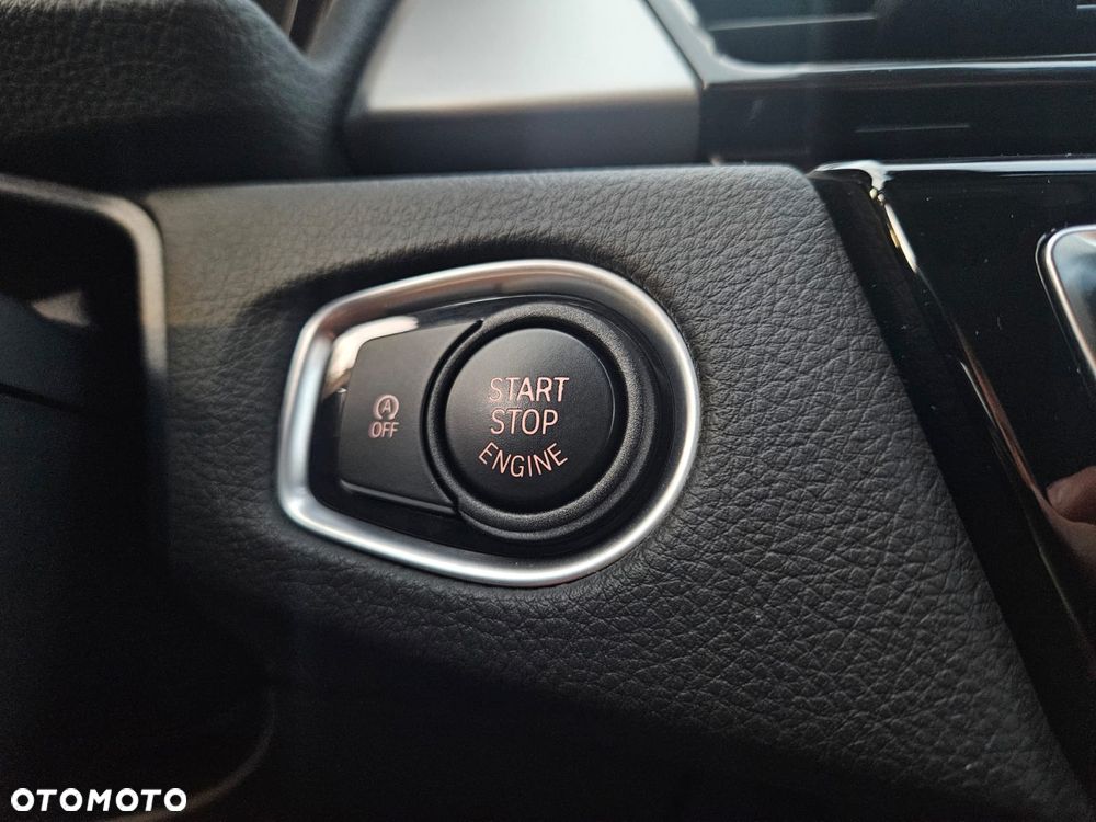 BMW Seria 2 216i - 25