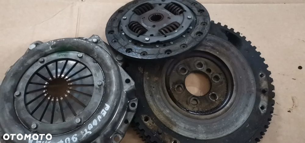 Tarcza Docisk Zamach PEUGEOT 307 1.4 KFW