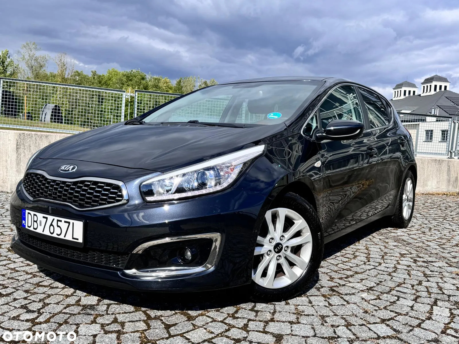 Kia Ceed 1.4 CVVT Dream Team Edition - 21