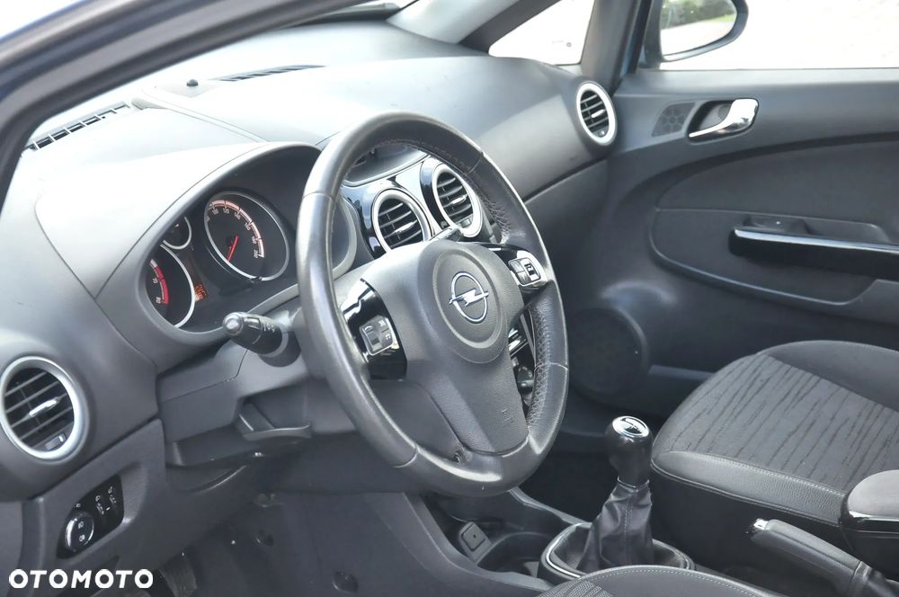 Opel Corsa 1.4 16V Energy - 14