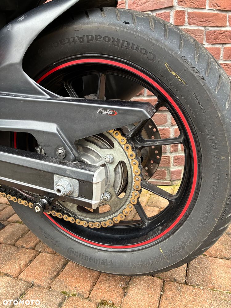 Suzuki V-STROM - 15