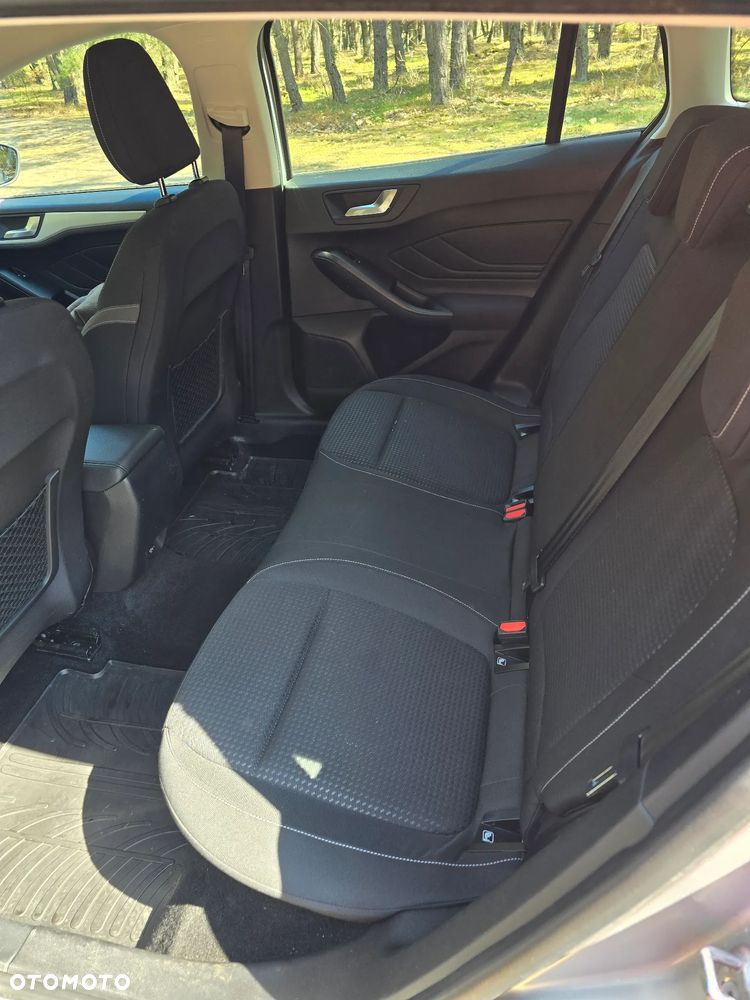 Ford Focus - 13