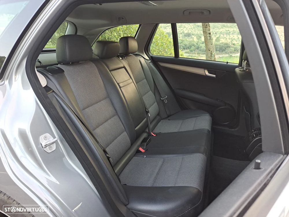 Mercedes-Benz C 220 CDi Avantgarde BlueEfficiency - 26