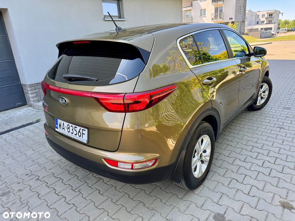 Kia Sportage 1.6 GDI Black Edition 2WD - 38