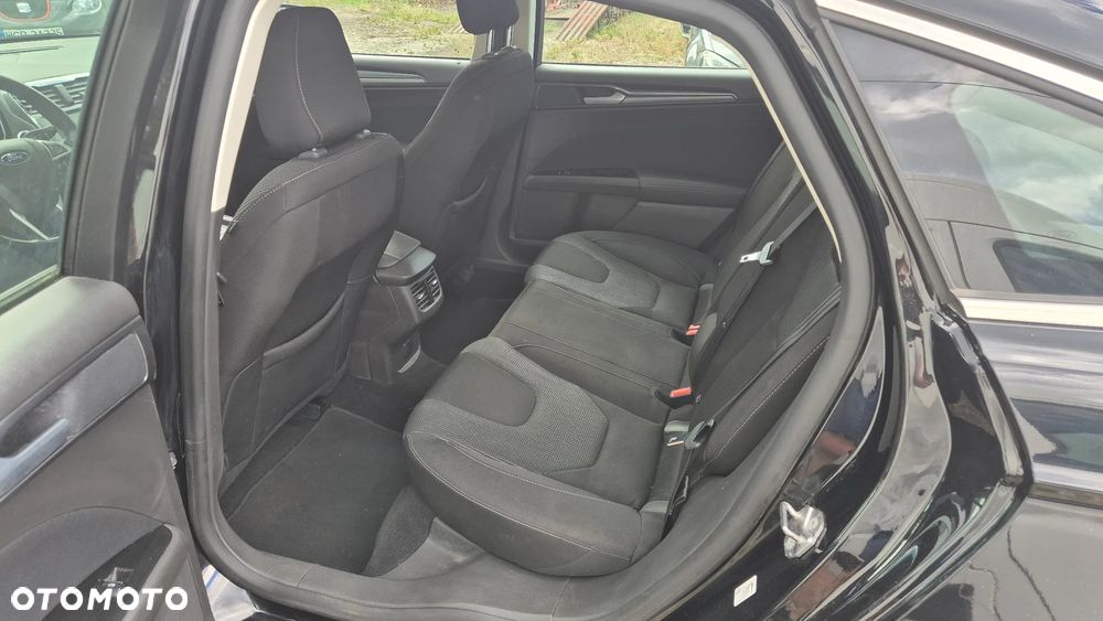 Ford Mondeo 2.0 EcoBlue Titanium - 11