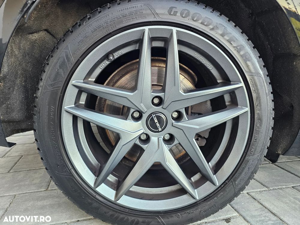 Audi A4 Limuzina 35 TDI S tronic sport - 38