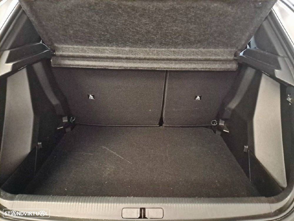 Peugeot 2008 1.2 Hybrid Allure e-DCS6 - 6