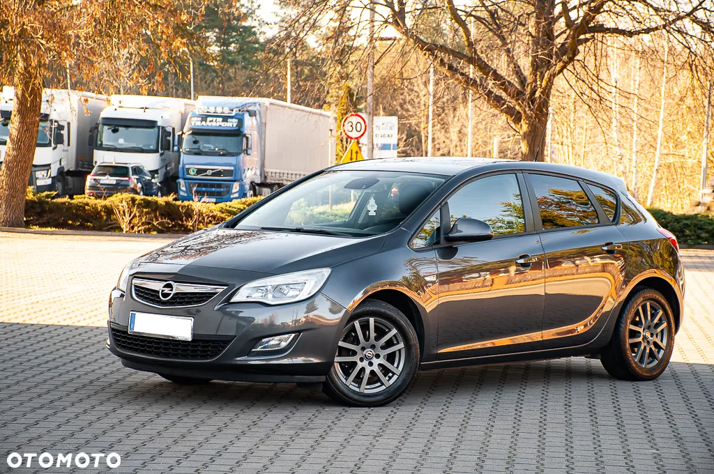 Opel Astra 1.6 Active - 8