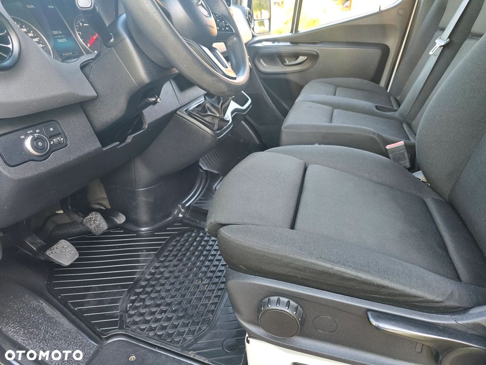 Mercedes-Benz Sprinter 314 - 17