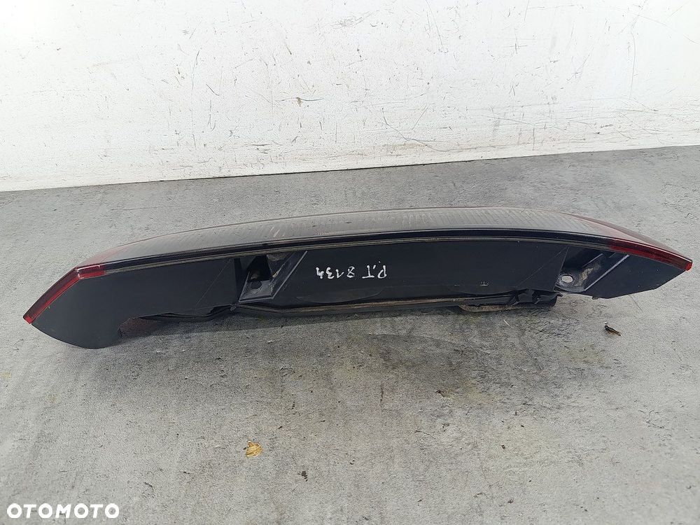 LAMPA TYLNA PRAWA OPEL CORSA C 09114337 89302181  VALEO HATCHBACK - 4