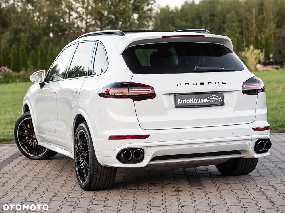 Porsche Cayenne S Diesel Platinum Edition - 8