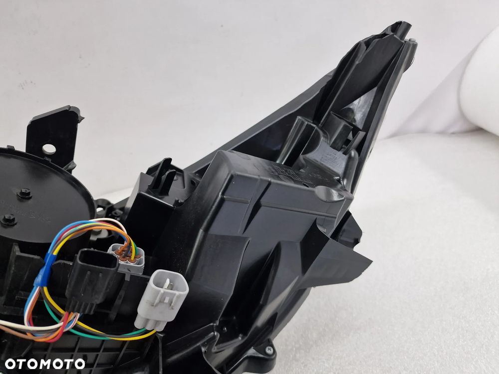 MITSUBISHI ECLIPSE CROSS PRAWA LAMPA PRZEDNIA PRZÓD FULL LED , NR STANLEY W3153 , NR AUKCJI LA449 - 19