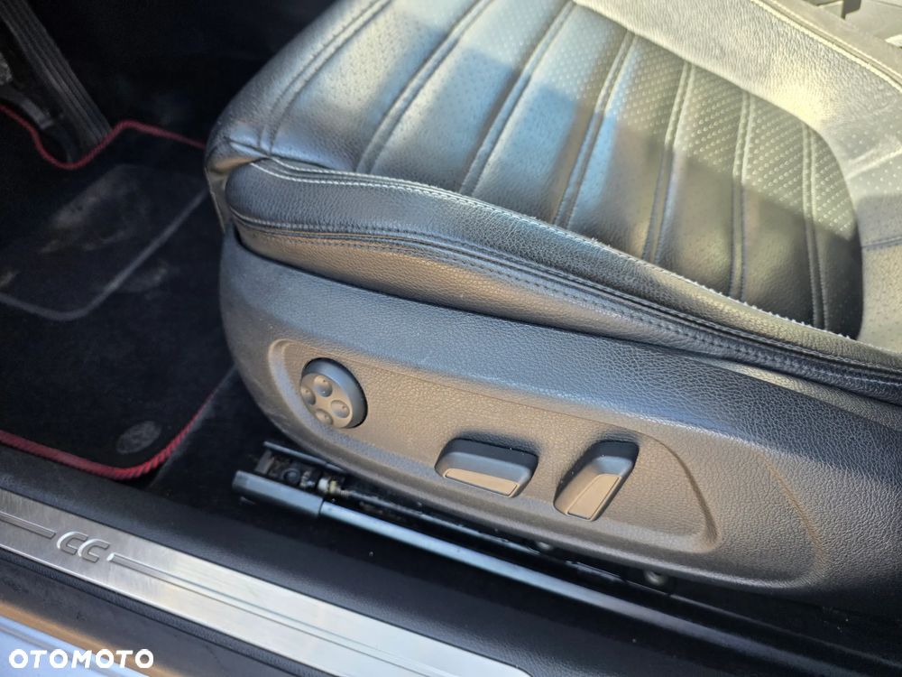 Volkswagen CC 2.0 TSI DSG - 19