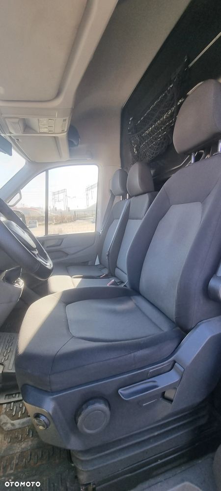 Volkswagen CRAFTER - 7