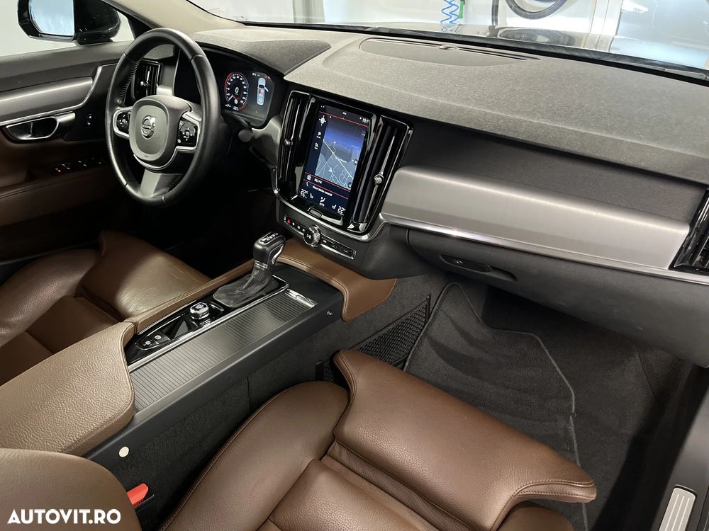 Volvo S90 D4 Inscription - 28