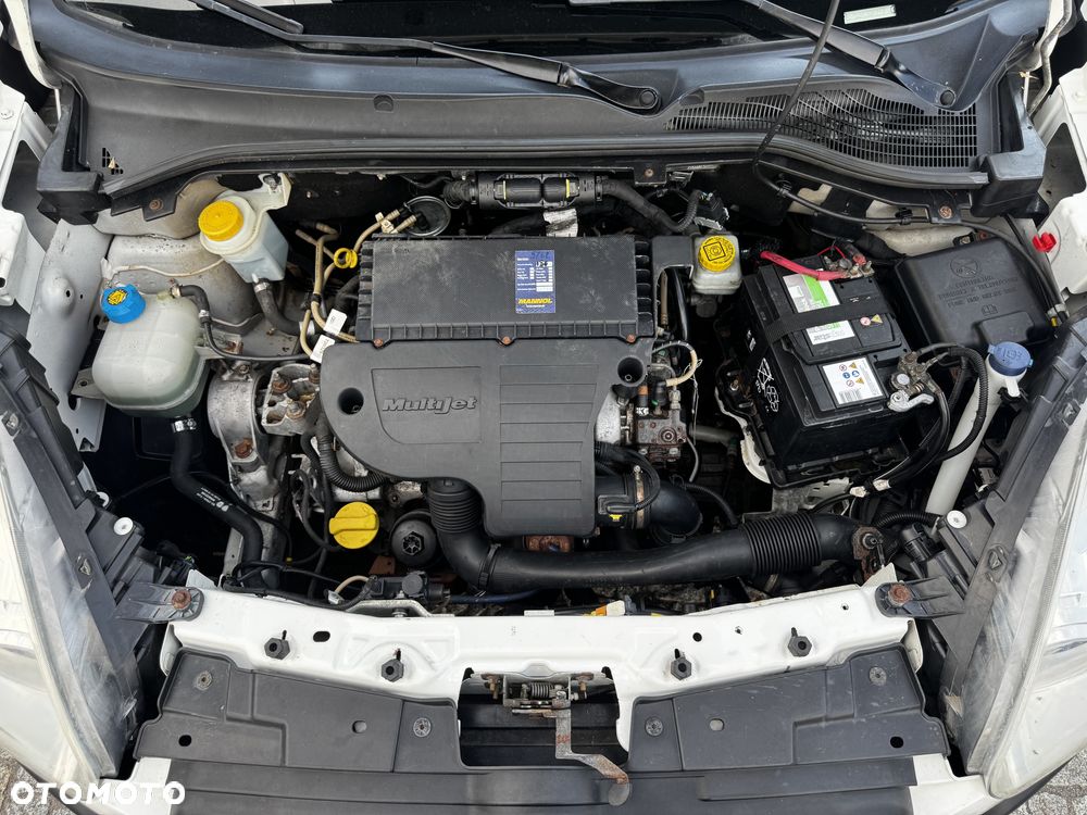 Fiat Doblo Maxi - 37