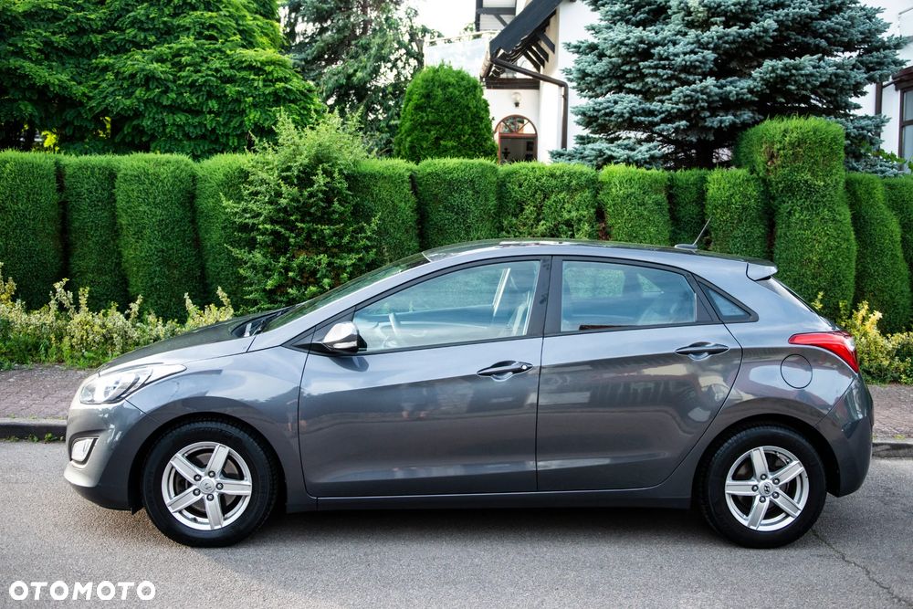 Hyundai i30 1.4 Comfort - 11